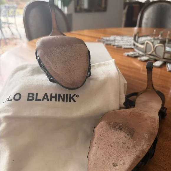 Manolo Blahnik Ckitty - Picture 4 of 4